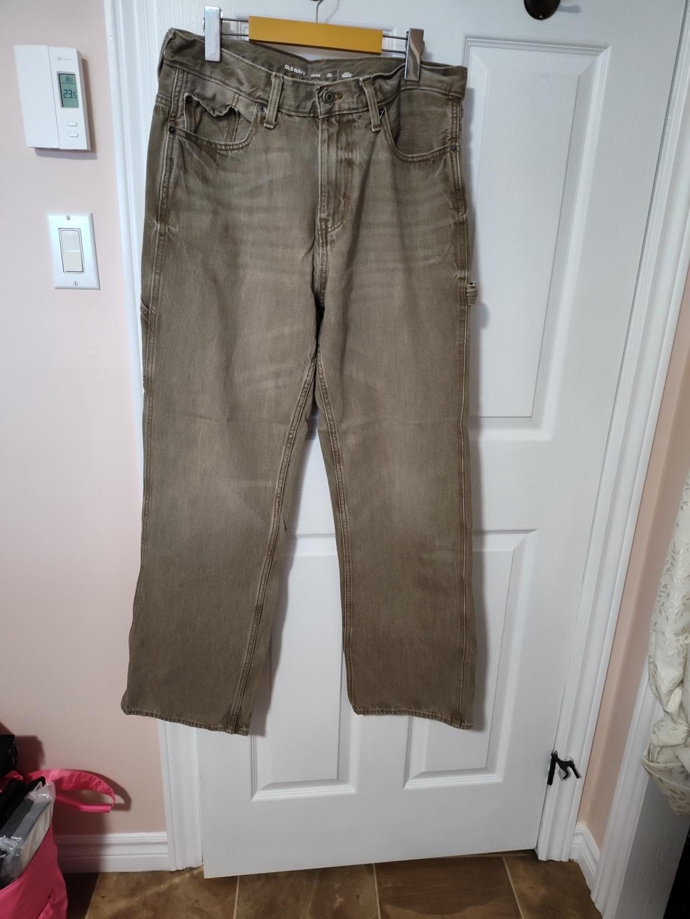 Old Navy Men's '90s Baggy Jeans – 33W x 34L